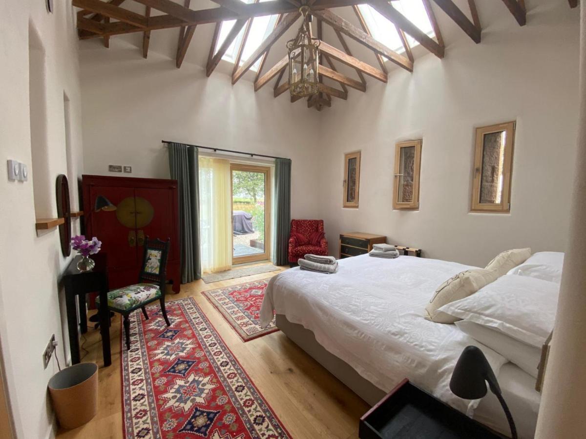 The Stables - Luxury Villa *